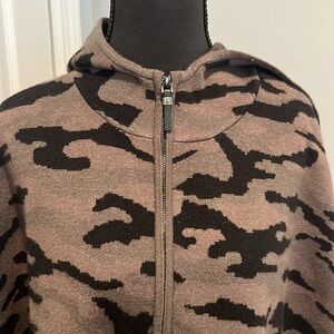 Tahari Black Camo zip up cape poncho